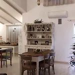 Bed & Breakfast Villaggio Cristina 4*