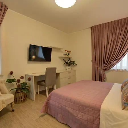 Villaggio Cristina Alojamento de Acomodação e Pequeno-almoço 4*