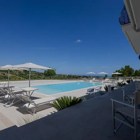 Villaggio Cristina 4*