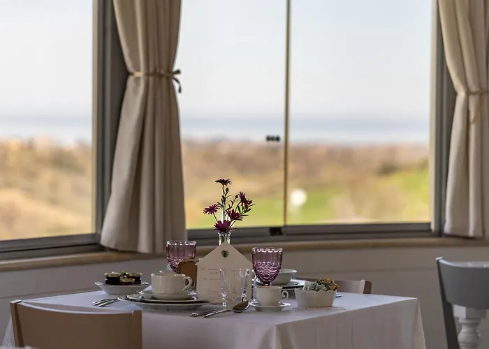 Villaggio Cristina Bed and Breakfast 4*